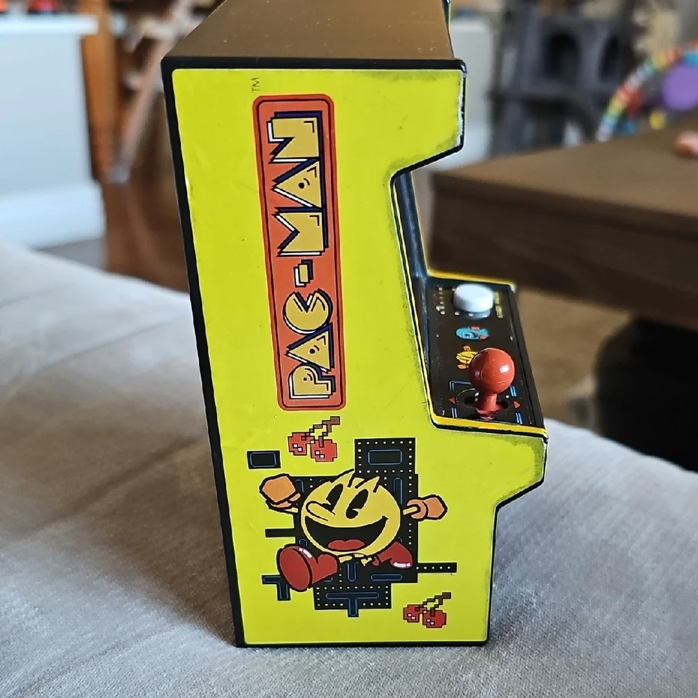 VINTAGE pac Man Arcade Mini Game 2019 Handheld Console Video Retro Ghost